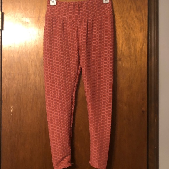 TikTok Leggings-3 pair Black, Mauve, Tie-Dye - Picture 9 of 16